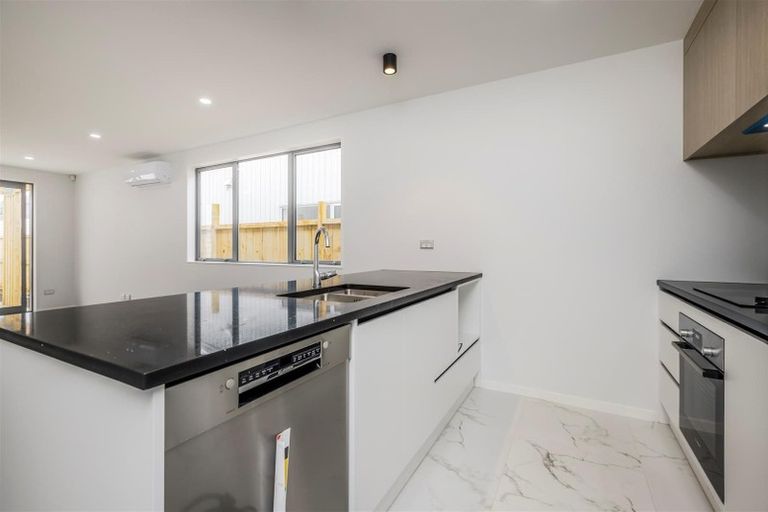 Photo of property in 27 Clayden Shuttleworth Street, Papakura, 2110