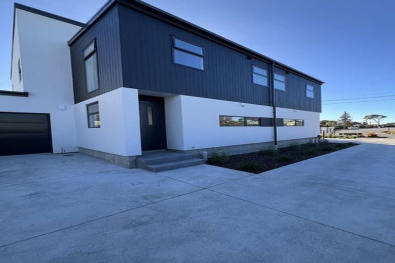 Photo of property in 2/38 Wildberry Street, Woolston, Christchurch, 8023