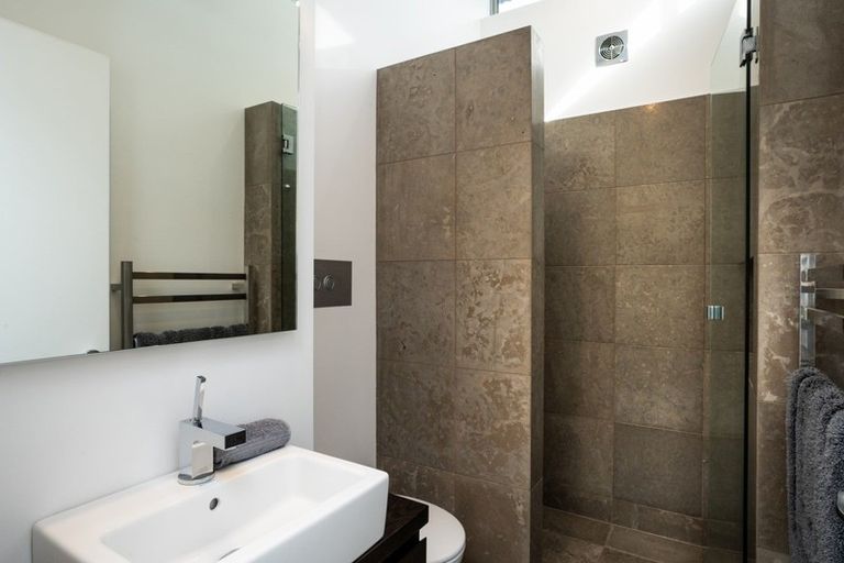 Photo of property in 100a Glandovey Road, Fendalton, Christchurch, 8052