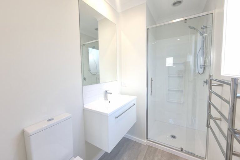 Photo of property in 24 Tasker Crescent, Pyes Pa, 3112