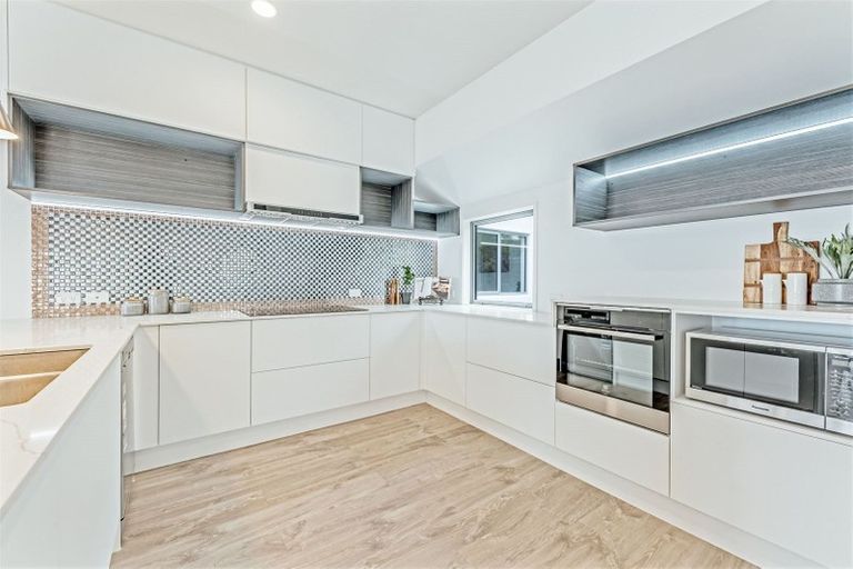 Photo of property in 6 De Thier Lane, Richmond Hill, Christchurch, 8081