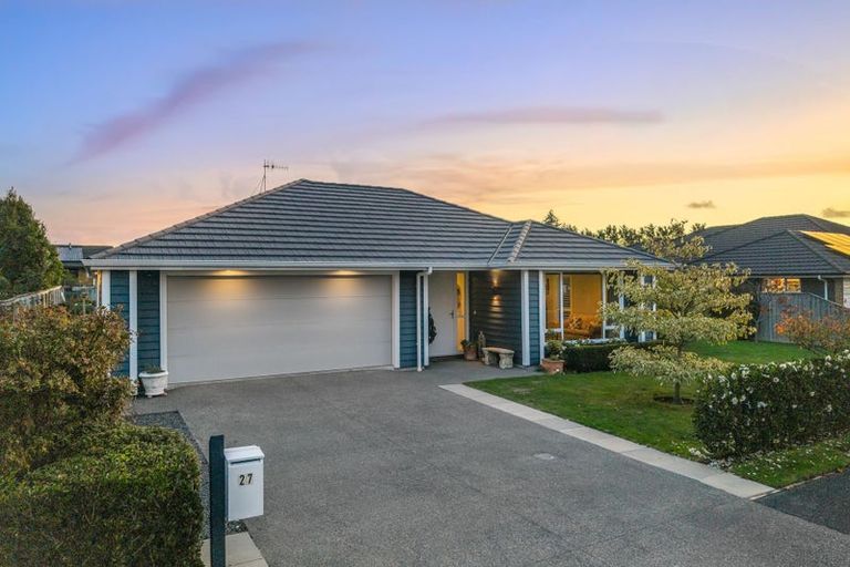 Photo of property in 27 Waipunahau Road, Waikanae, 5036