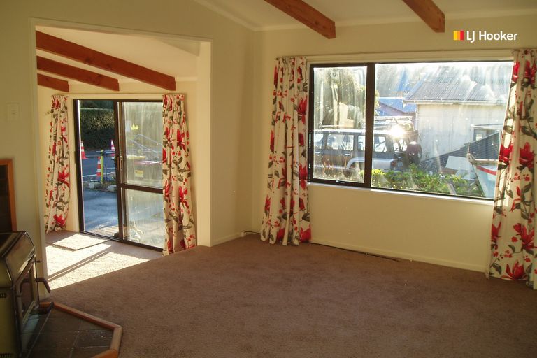 Photo of property in 9 Greenacres Street, Macandrew Bay, Dunedin, 9014