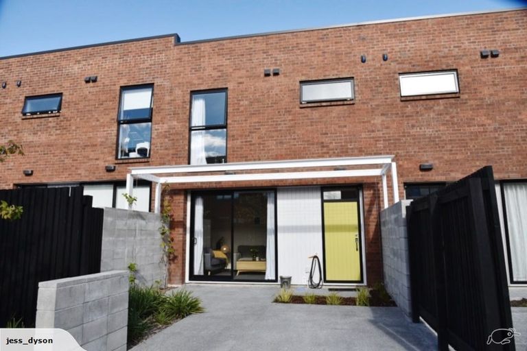 Photo of property in 14 Uku Lane, Hobsonville, Auckland, 0616