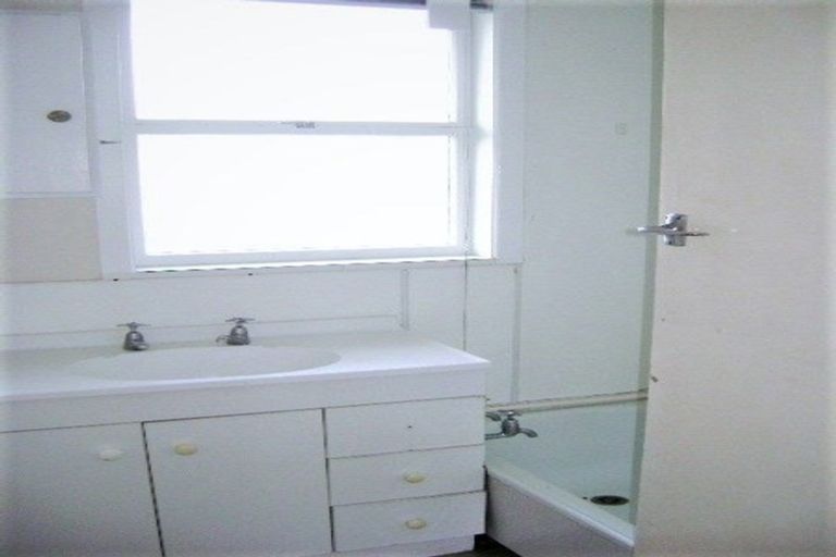 Photo of property in 1 Gavin Street, Ellerslie, Auckland, 1060