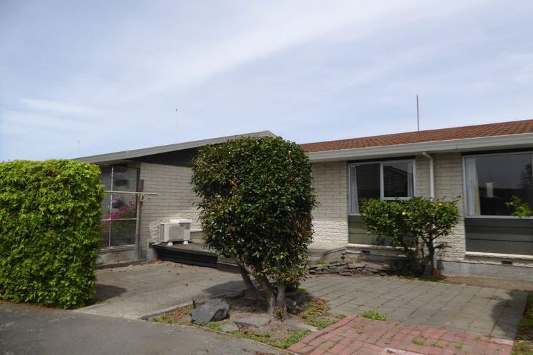 Photo of property in 3/15 Division Street, Riccarton, Christchurch, 8041