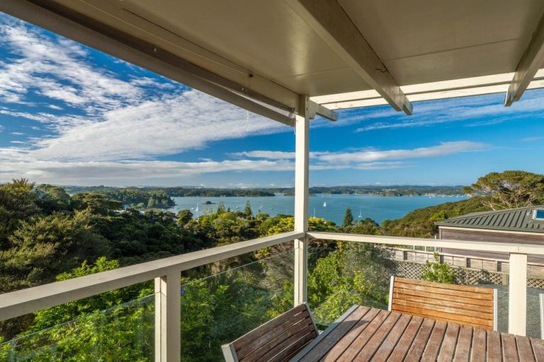 Photo of property in 8 Titore Way, Russell, 0202