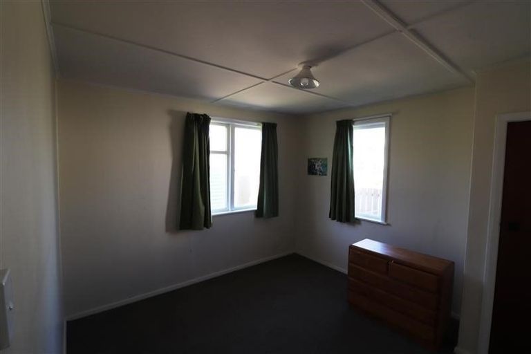 Photo of property in 9 Hewson Crescent, Otaki Beach, Otaki, 5512