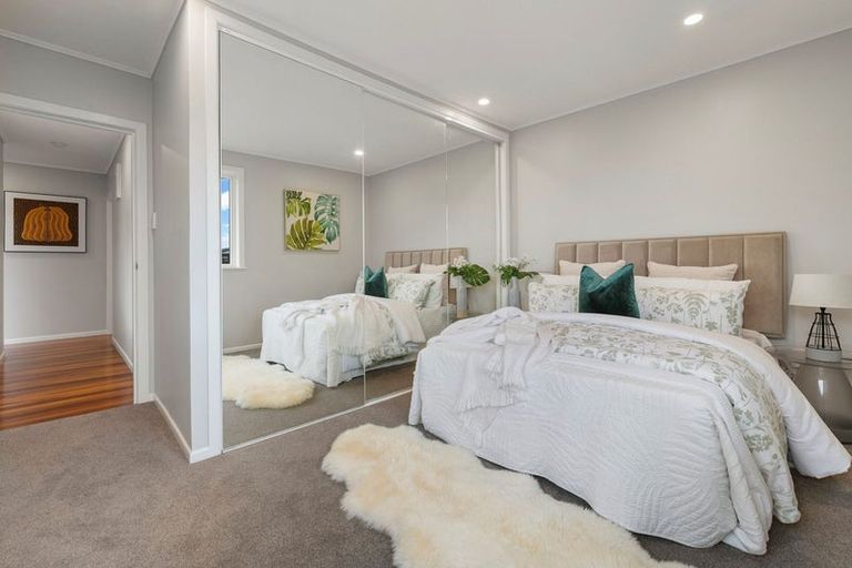 Photo of property in 37 Cardiff Road, Pakuranga, Auckland, 2010