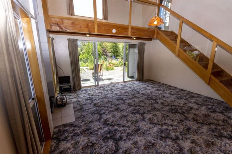 Photo of property in 4 Broadway Avenue, Waikuku Beach, 7473