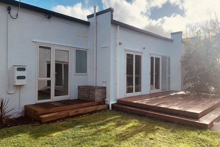 Photo of property in 2 Fairfield Road, Fairfield, Hamilton, 3214