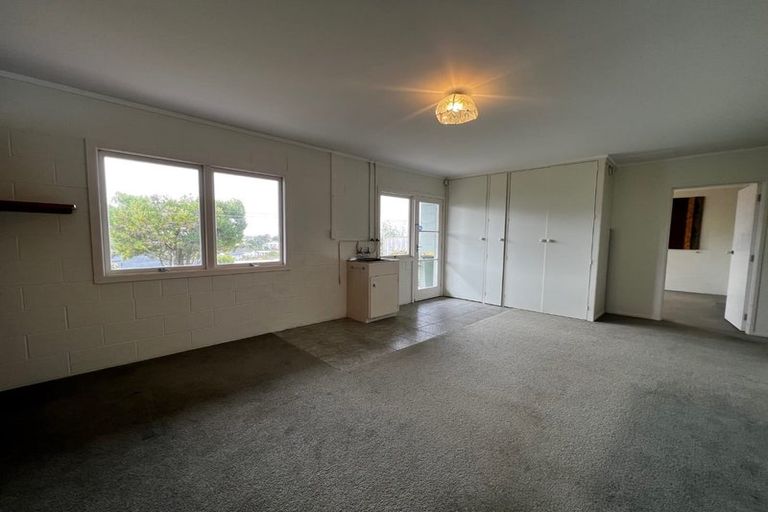 Photo of property in 34 Grenada Avenue, Forrest Hill, Auckland, 0620