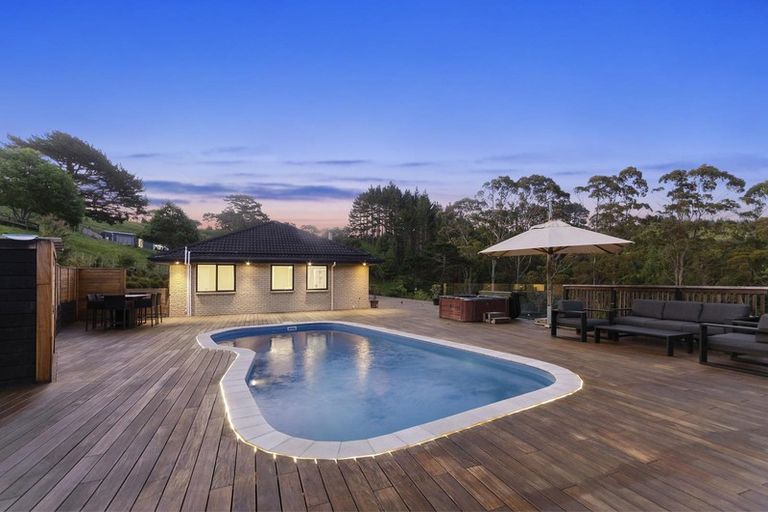 Photo of property in 174 Zanders Road, Helensville, Waimauku, 0882