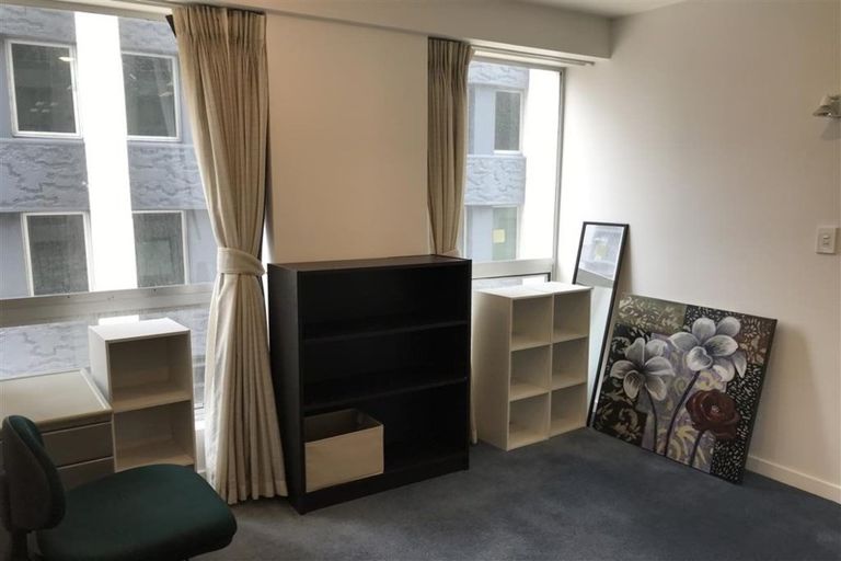 Photo of property in Terrace Heights Apartments, 3c/163 The Terrace, Wellington Central, Wellington, 6011