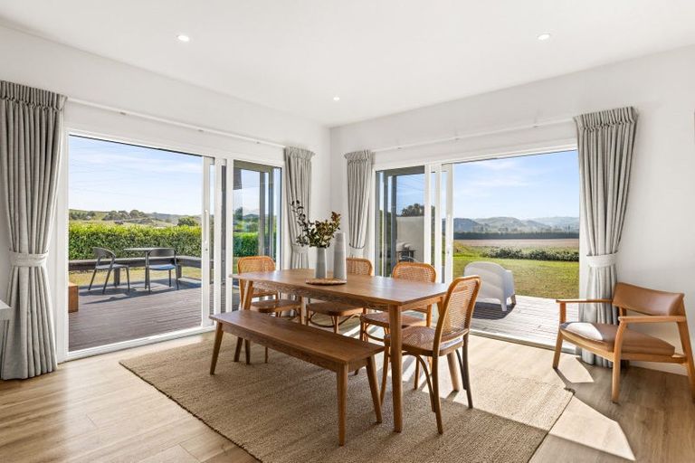 Photo of property in 30 Penrith Road, Poraiti, Napier, 4182