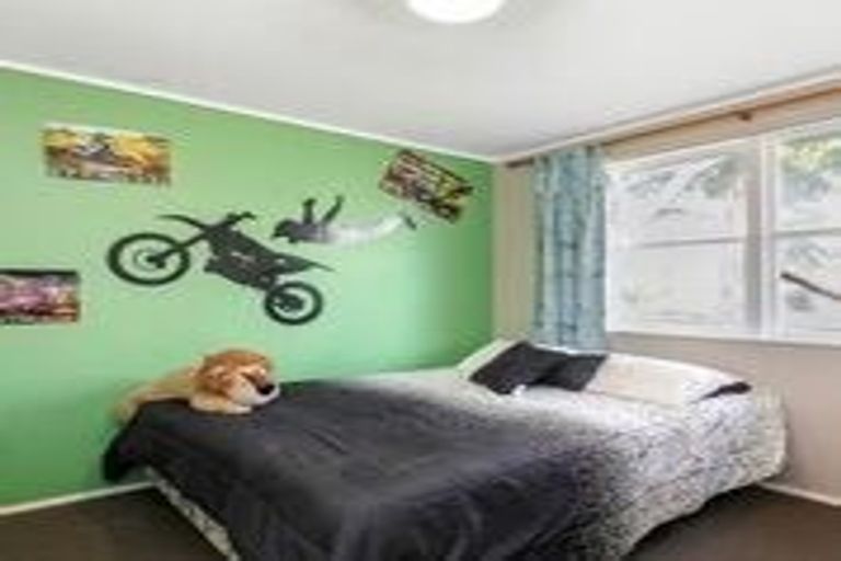 Photo of property in 5 Cooper Place, Papakura, 2110