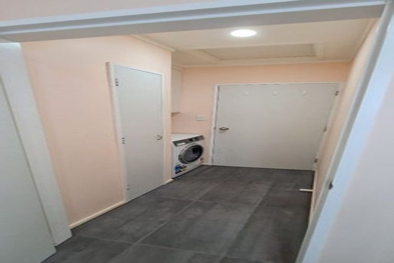 Photo of property in 8a Elizabeth Avenue, Heretaunga, Upper Hutt, 5018