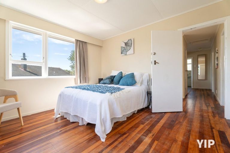 Photo of property in 19 Mahinawa Street, Takapuwahia, Porirua, 5022