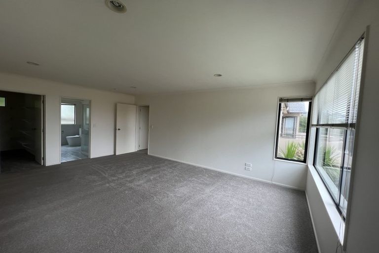 Photo of property in 66 Kate Sheppard Avenue, Torbay, Auckland, 0630