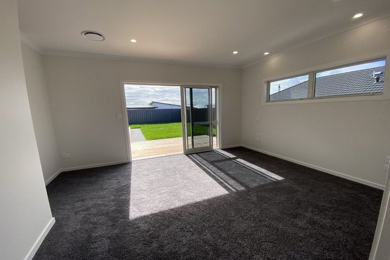 Photo of property in 8 Dinneen Close, Frimley, Hastings, 4120