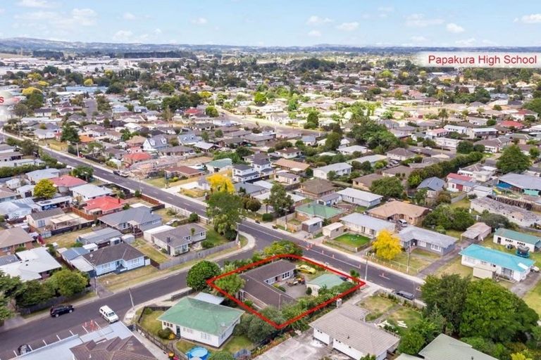 Photo of property in 24 Rollerson Street, Papakura, 2110