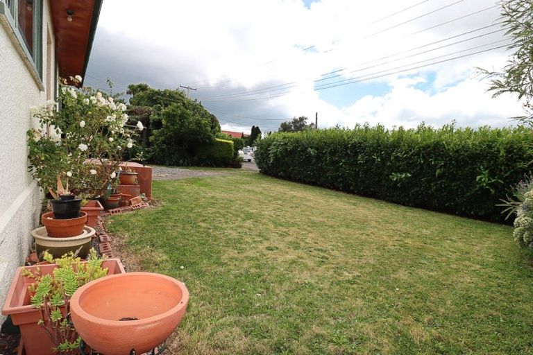 Photo of property in 3 Victoria Avenue, Dannevirke, 4930