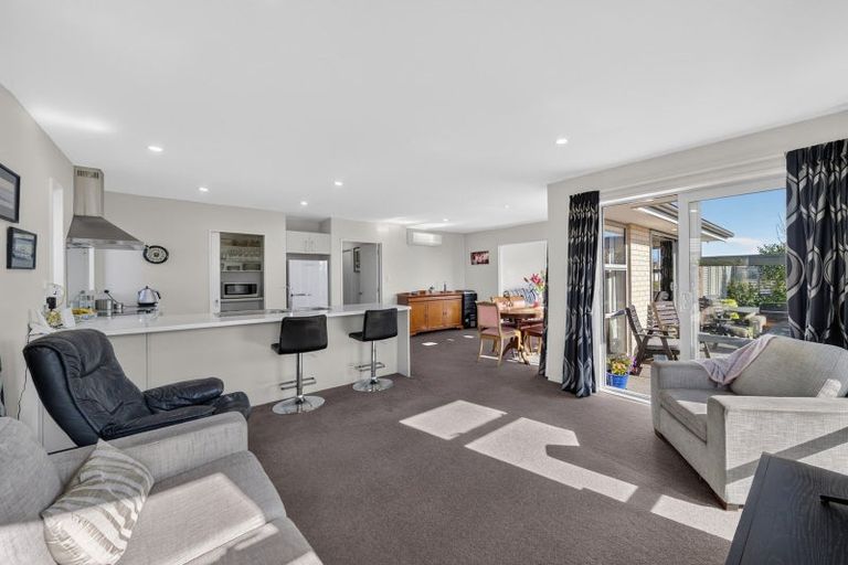 Photo of property in 42 Brockelbank Drive, Kaiapoi, 7630