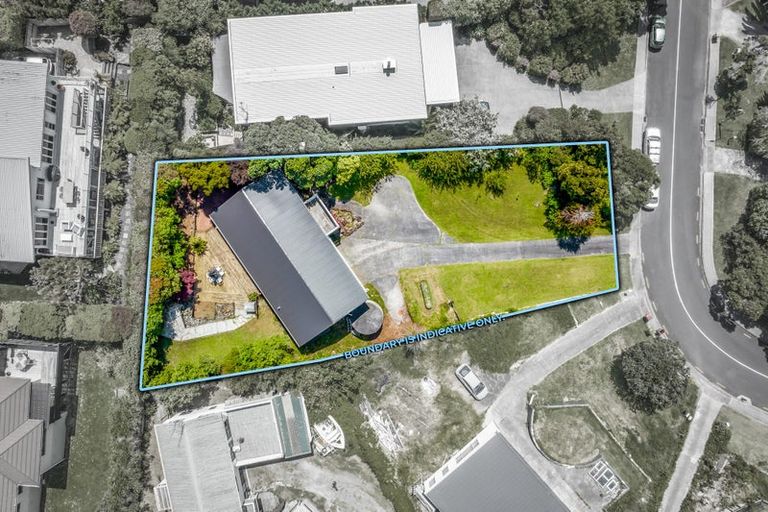 Photo of property in 35 Everard Avenue, Army Bay, Whangaparaoa, 0930