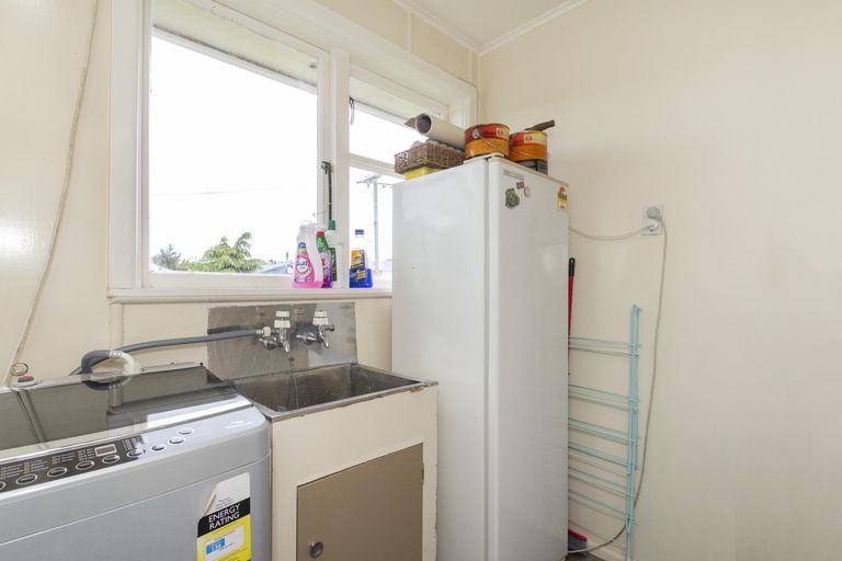 Photo of property in 20 Ash Street, Holmes Hill, Oamaru, 9401