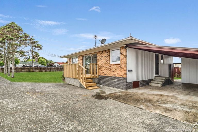 Photo of property in 1/60 Grove Road, Papakura, 2110