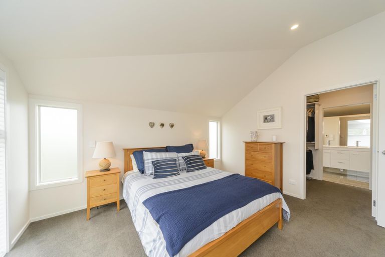 Photo of property in 10a Rangitane Street, Palmerston North, 4414