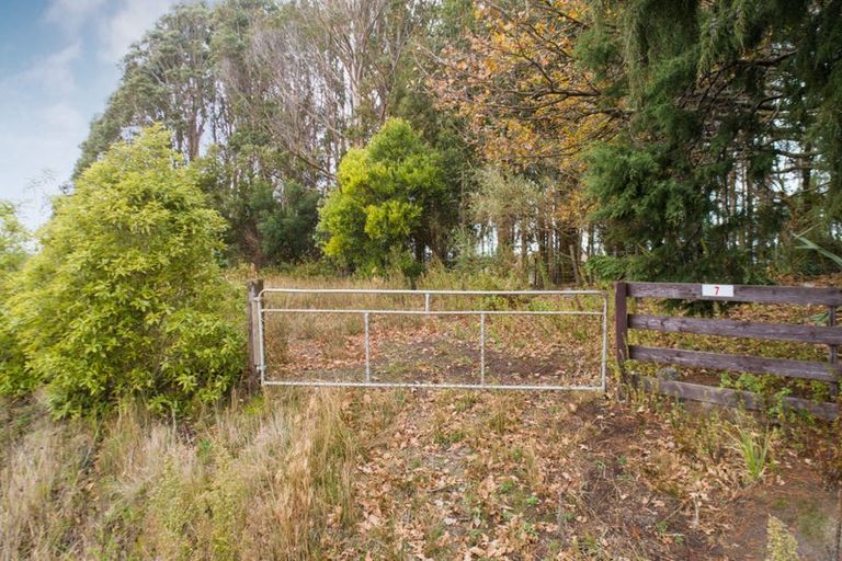 Photo of property in 7 Sherwill Street, Halcombe, 4779
