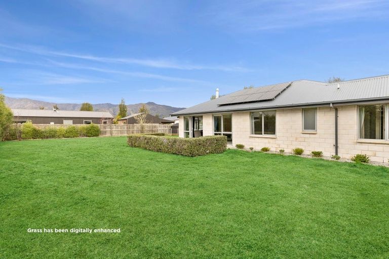 Photo of property in 25 Little Maude Drive, Lake Hawea, Wanaka, 9382