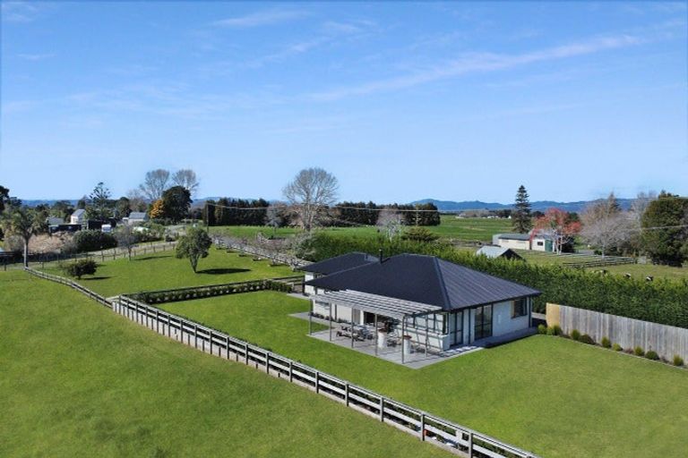 Photo of property in 42 Moore Road, Thornton, Whakatane, 3194