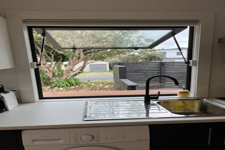 Photo of property in 2 Eveline Street, Mangawhai Heads, Mangawhai, 0505