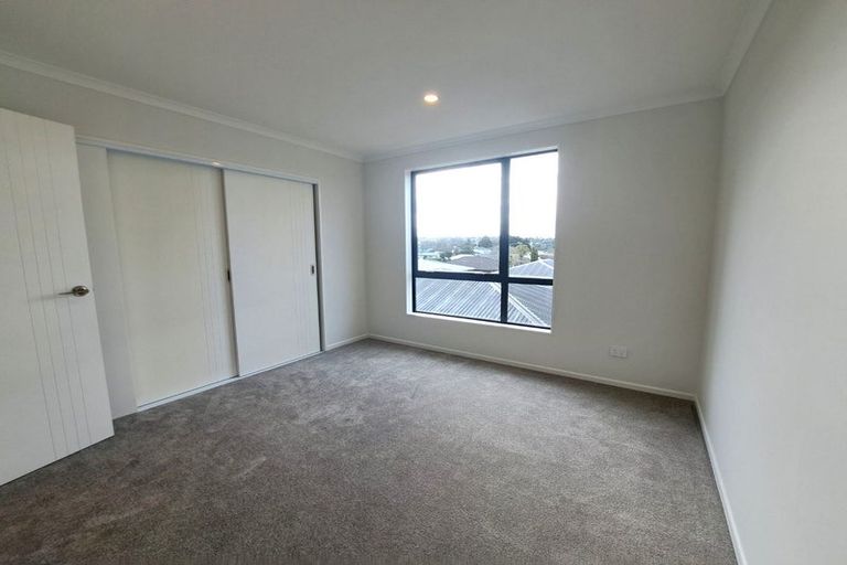 Photo of property in 2/46 Normandy Place, Henderson, Auckland, 0610
