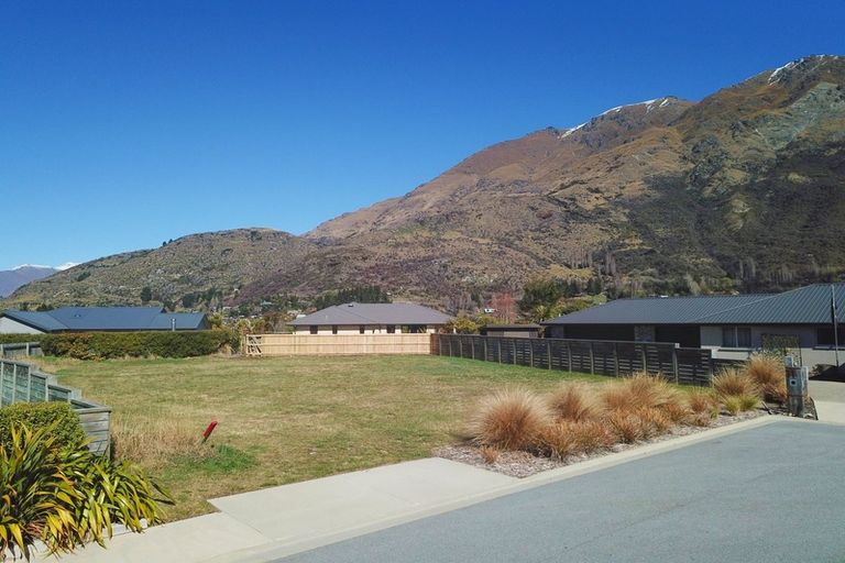 Photo of property in 9 Morepork Way, Arthurs Point, Queenstown, 9371