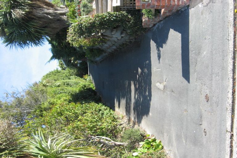 Photo of property in 22 Bangor Terrace, Kew, Dunedin, 9012