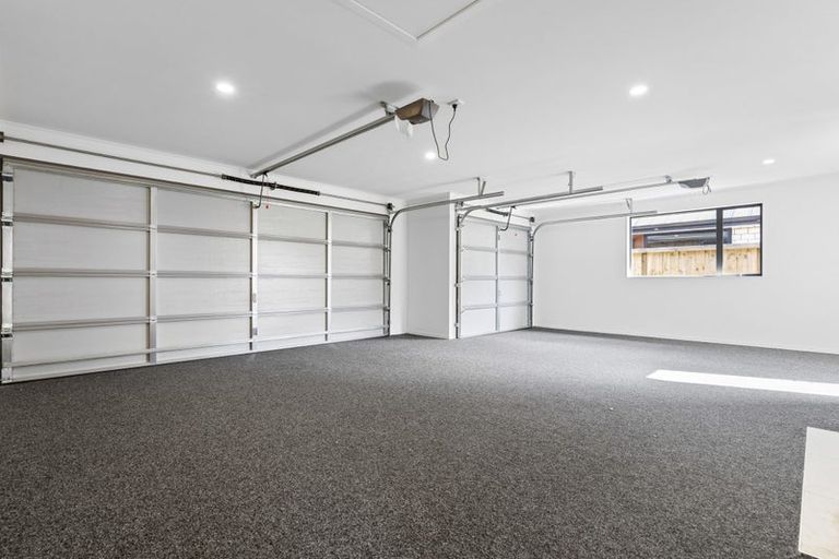 Photo of property in 2 Sydney Place, Flagstaff, Hamilton, 3210