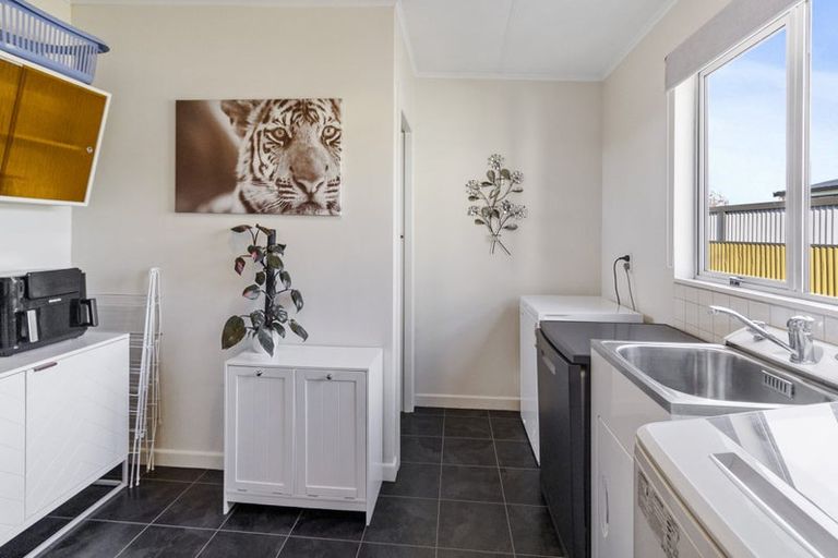 Photo of property in 12 Hatton Street, West End, Timaru, 7910