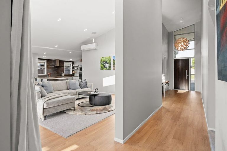 Photo of property in 140 Saint James Drive, Huntington, Hamilton, 3210