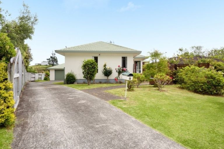 Photo of property in 93 Stableford Drive, Pyes Pa, Tauranga, 3112