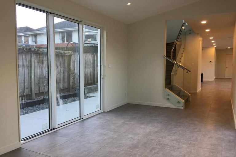 Photo of property in 36a Onepoto Road, Hauraki, Auckland, 0622