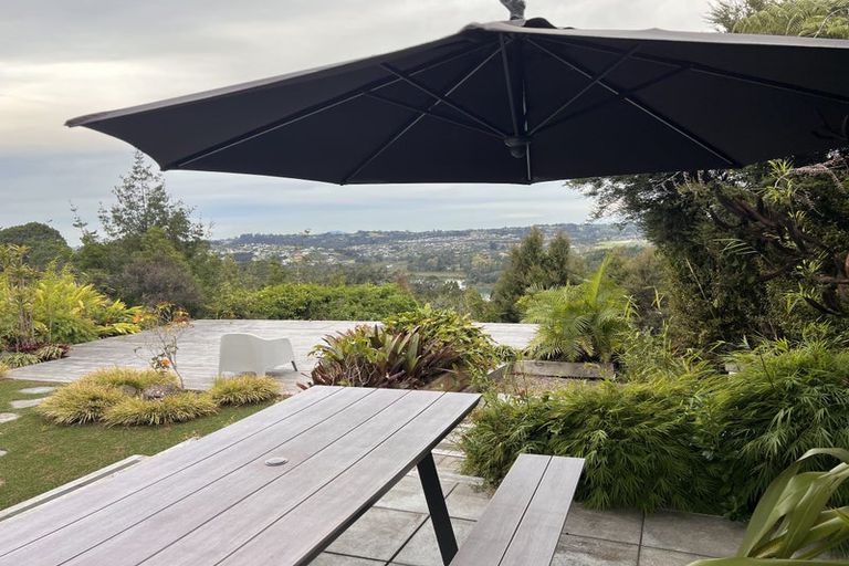 Photo of property in 391 Paremoremo Road, Paremoremo, Auckland, 0632