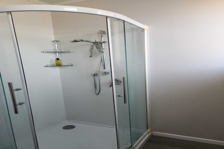 Photo of property in 8 Clifton Street, Bulls, 4818