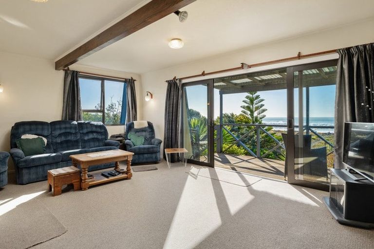 Photo of property in 114 Rarangi Beach Road, Rarangi, Blenheim, 7273