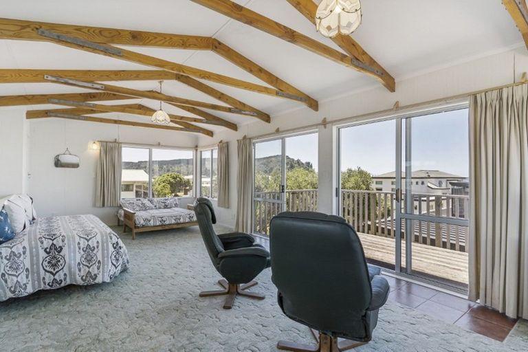 Photo of property in 234 Beverley Terrace, Whangamata, 3620