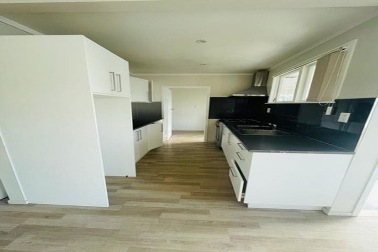 Photo of property in 625 Massey Road, Mangere, Auckland, 2022