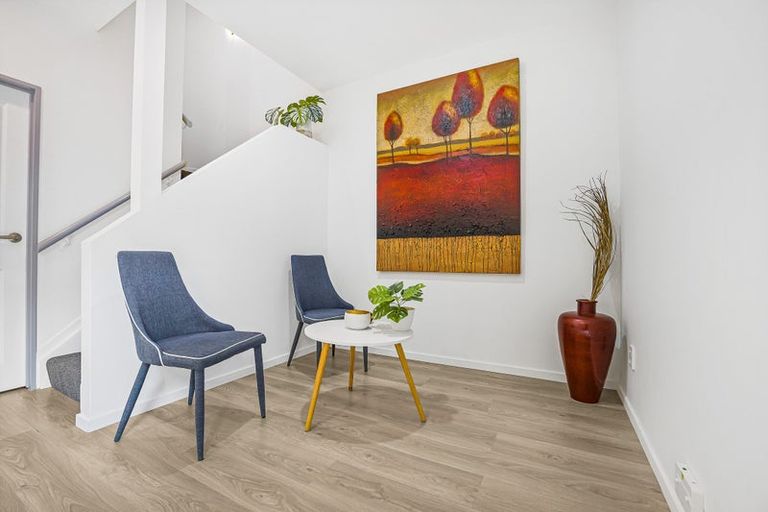 Photo of property in 63 Rakich Place, Henderson, Auckland, 0612