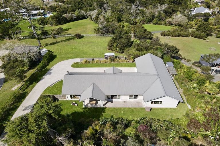 Photo of property in 26c Mcentee Road, Waitakere, Auckland, 0816